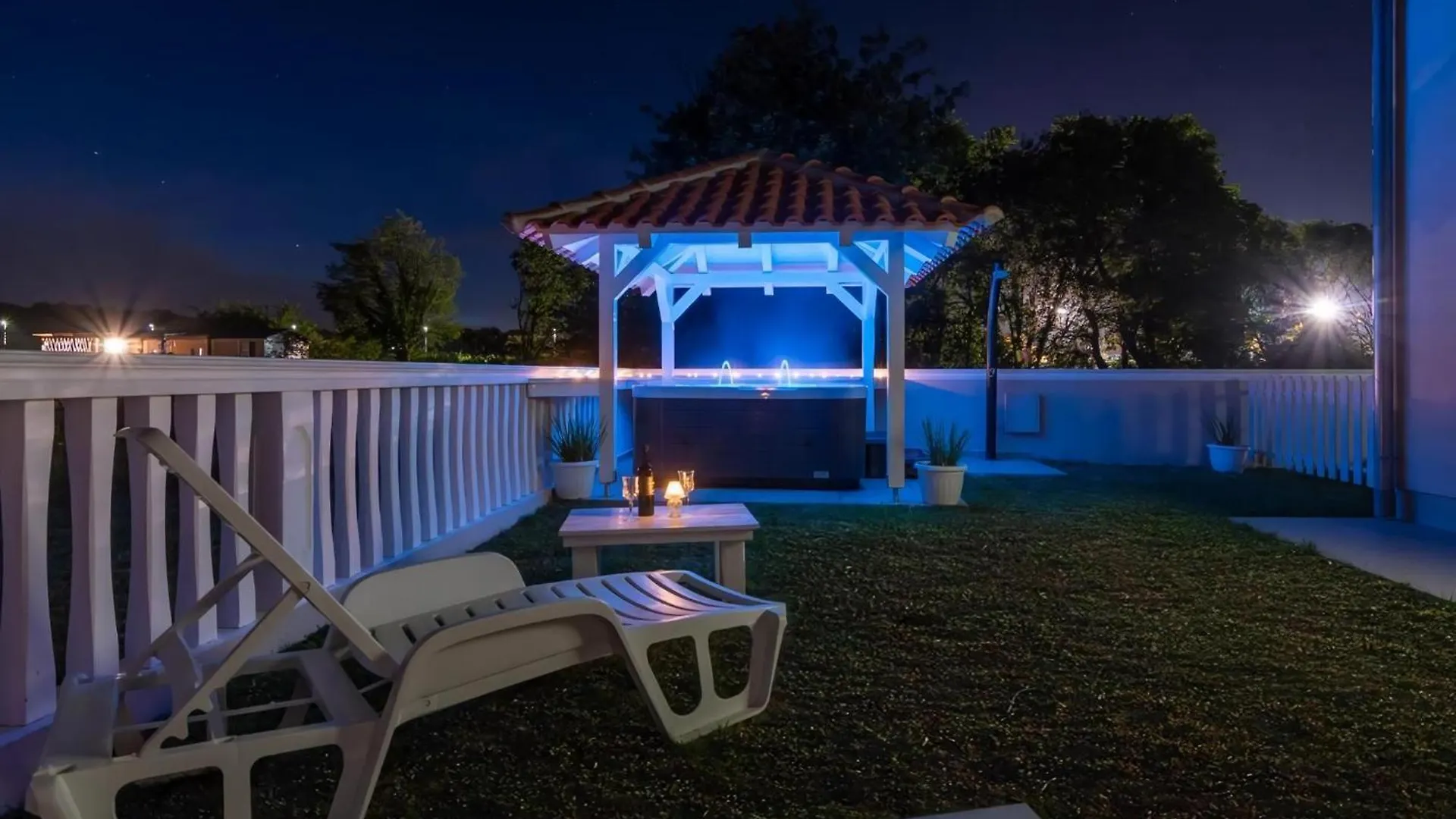 Moderne Ferienwohnung Mit Jacuzzi Liznjan Croatia